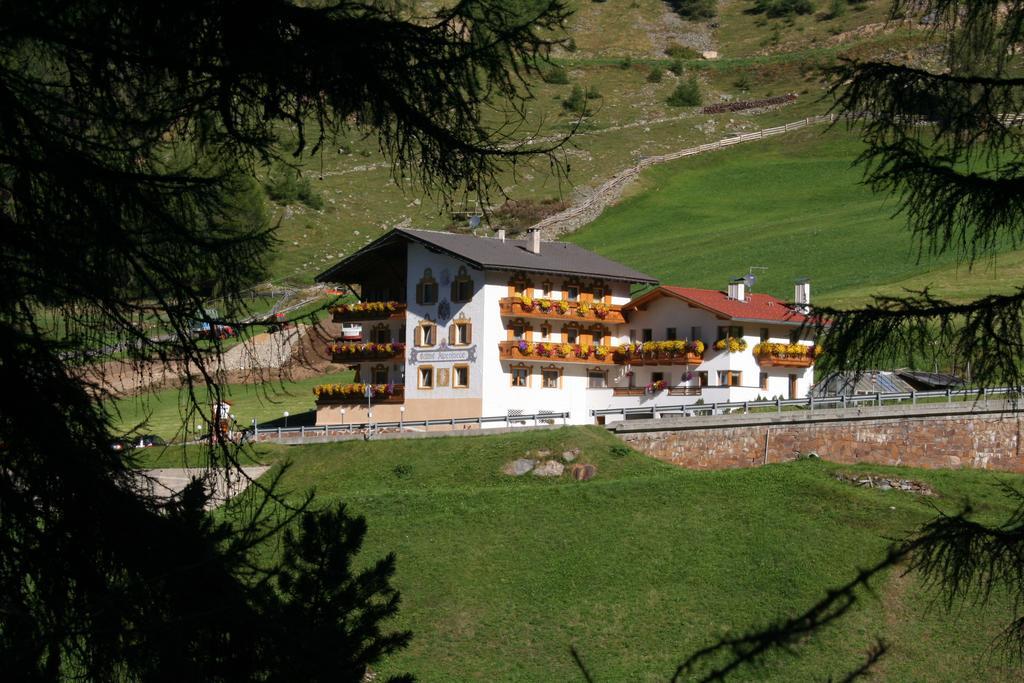 Hotel Alpenfriede كورون فينوستا المظهر الخارجي الصورة