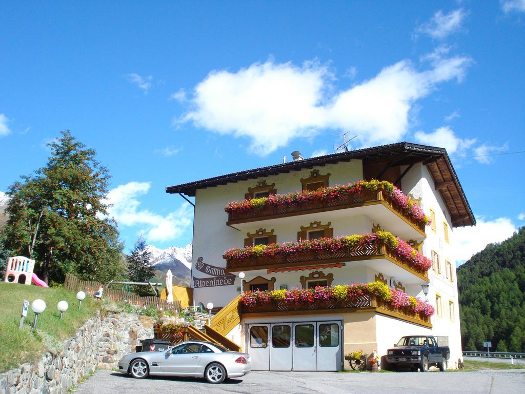 Hotel Alpenfriede كورون فينوستا المظهر الخارجي الصورة